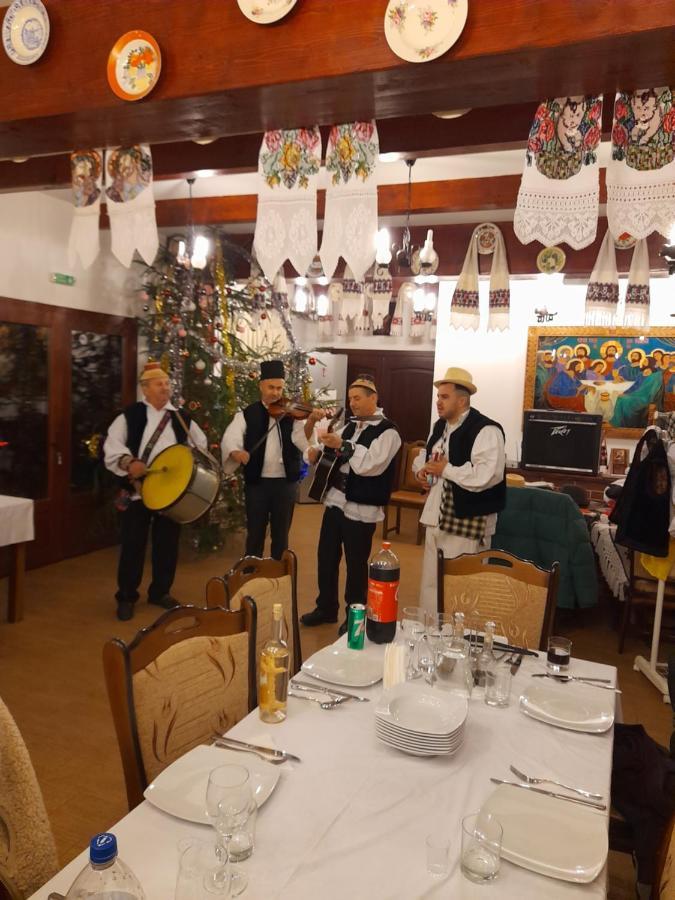 Pensiunea Sanziene Strîmtura Extérieur photo